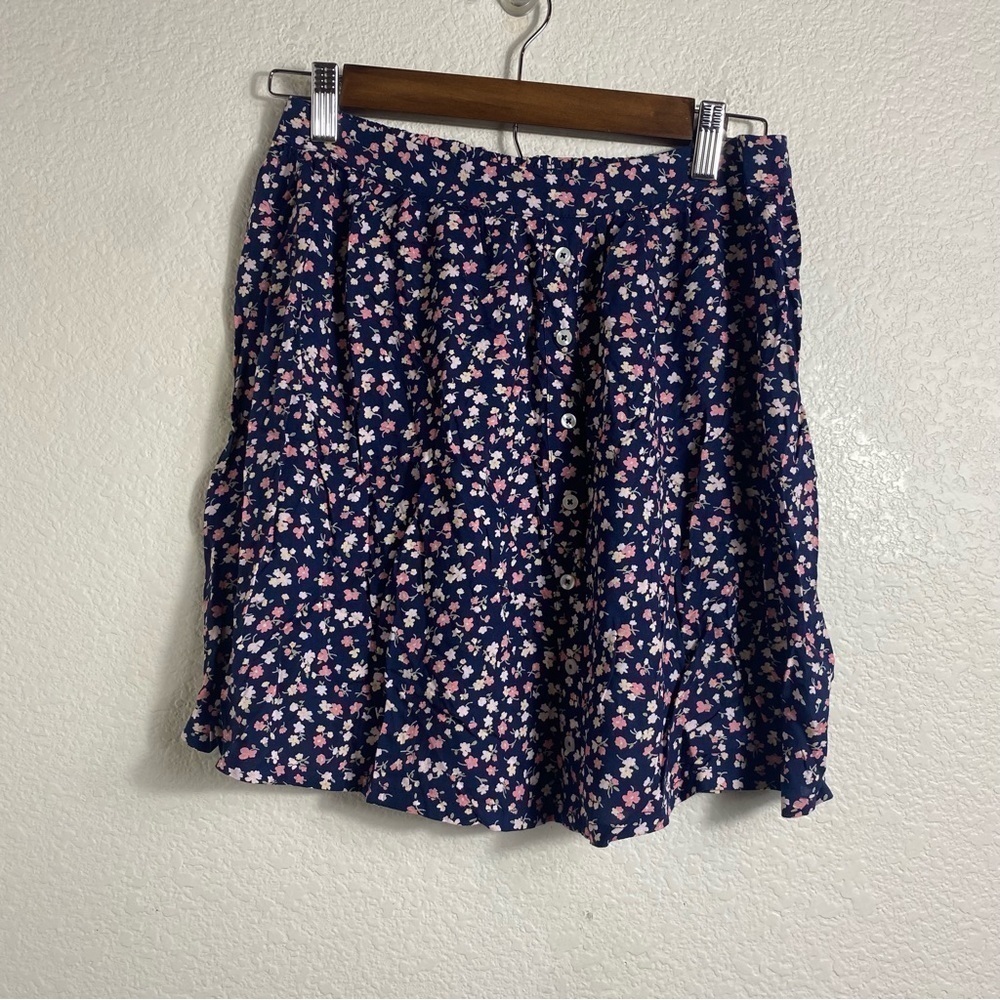 Hollister Floral Summer Mini Flare/Skater Skirt Size: M